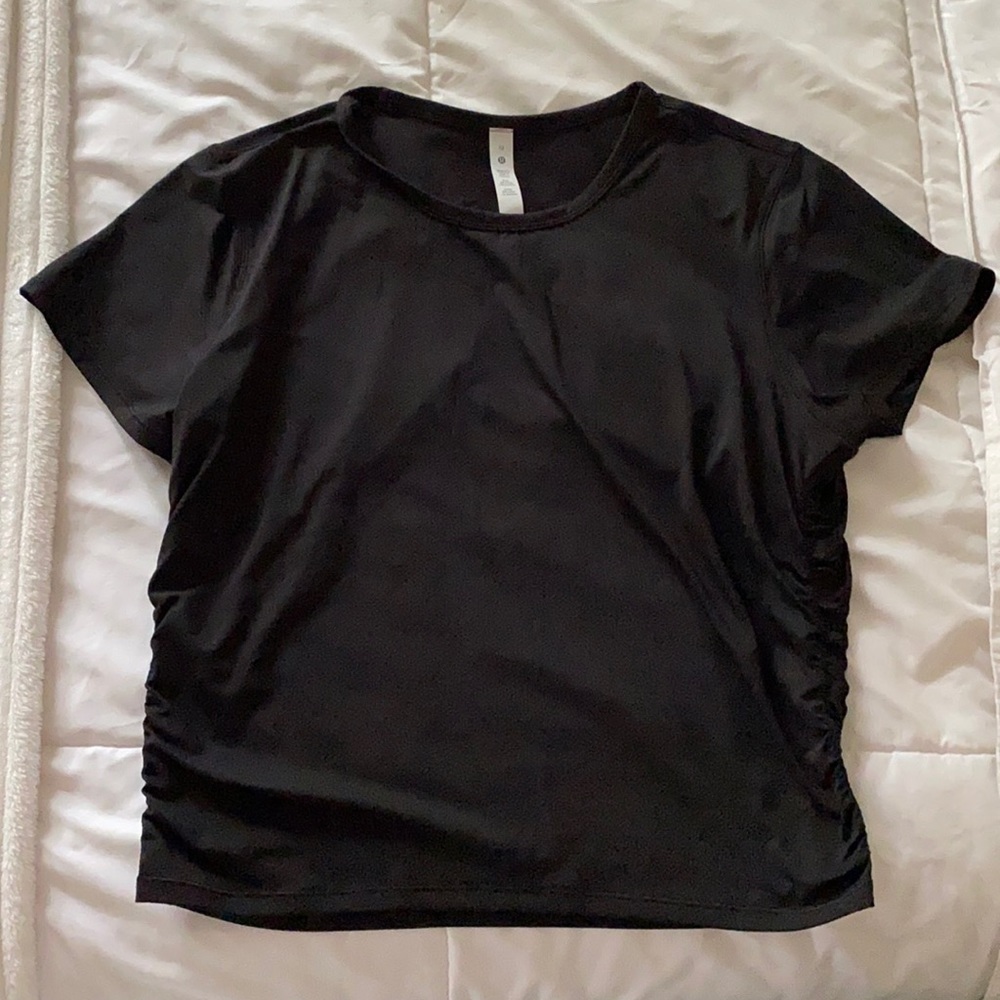 Lululemon Runched workout top